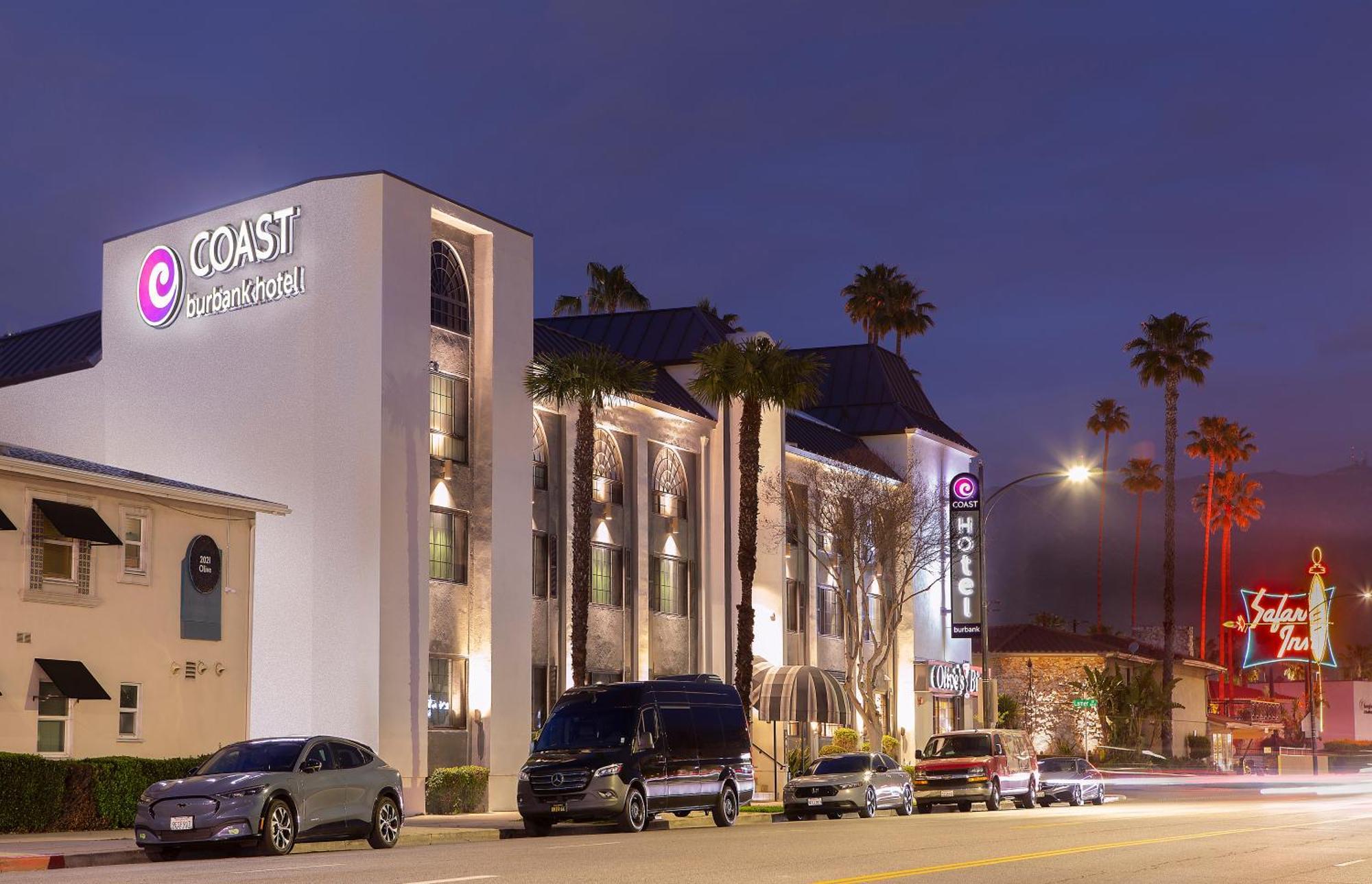 Coast Burbank Hotel Exterior photo